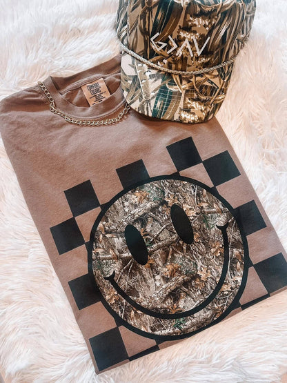 Retro checkered smile camo CC graphic Tee